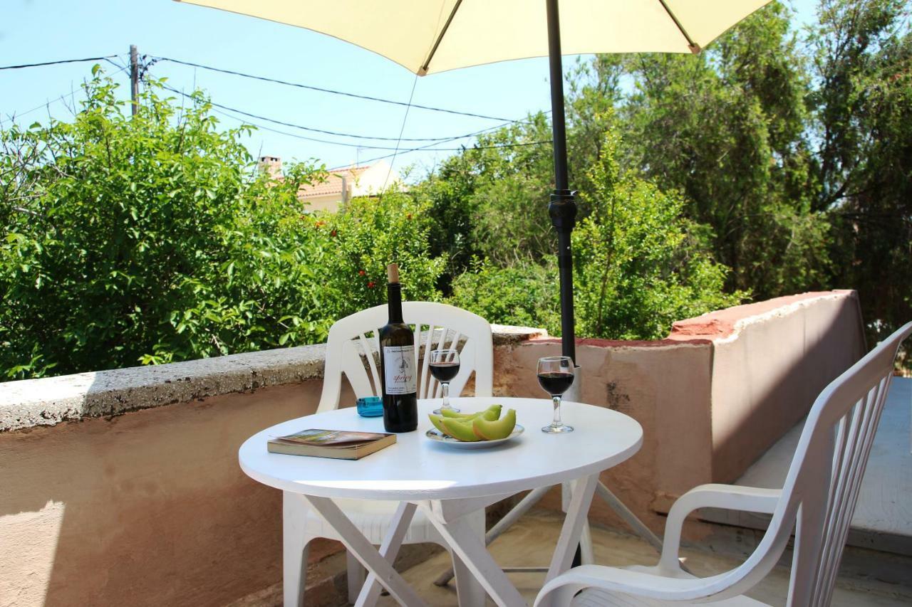 House In The Village Near The Sea Maleme Extérieur photo